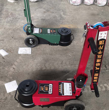 使用氣動液壓千斤頂時(shí)的注意事項(xiàng)